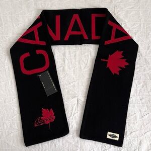 New Reebok Canada Scarf